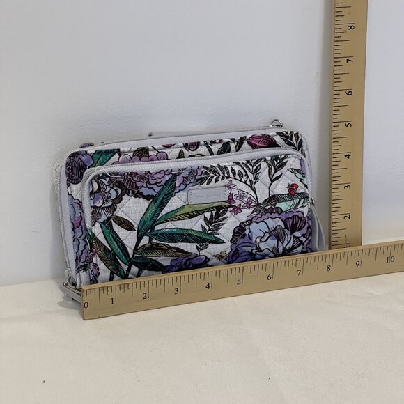 NWT Vera Bradley RFID Protection Lavender Meadow Print Wristlet Wallet Multiple - Picture 5 of 9